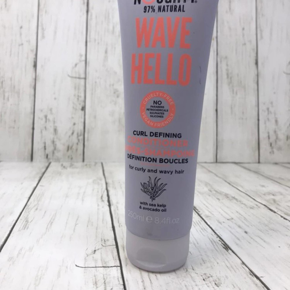 Noughty wave hello curl defining conditi